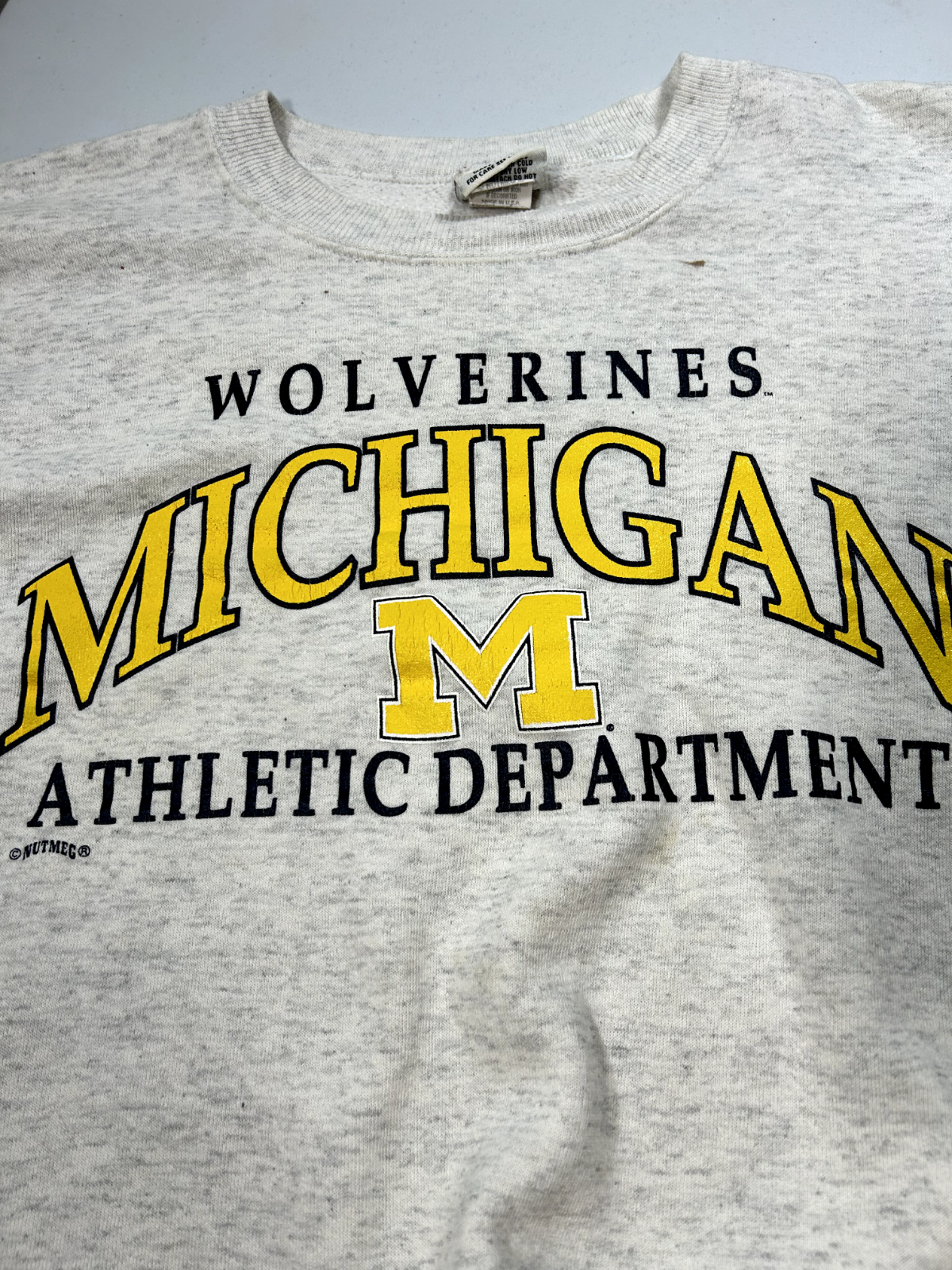 Vintage 90s Michigan Wolverines NCAA Graphic Logo Crewneck Sweatshirt Sz Medium