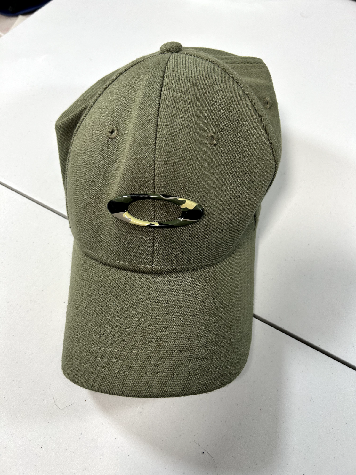 Oakley Army Camo Embroidered Logo Spellout Fitted Hat Small/Medium