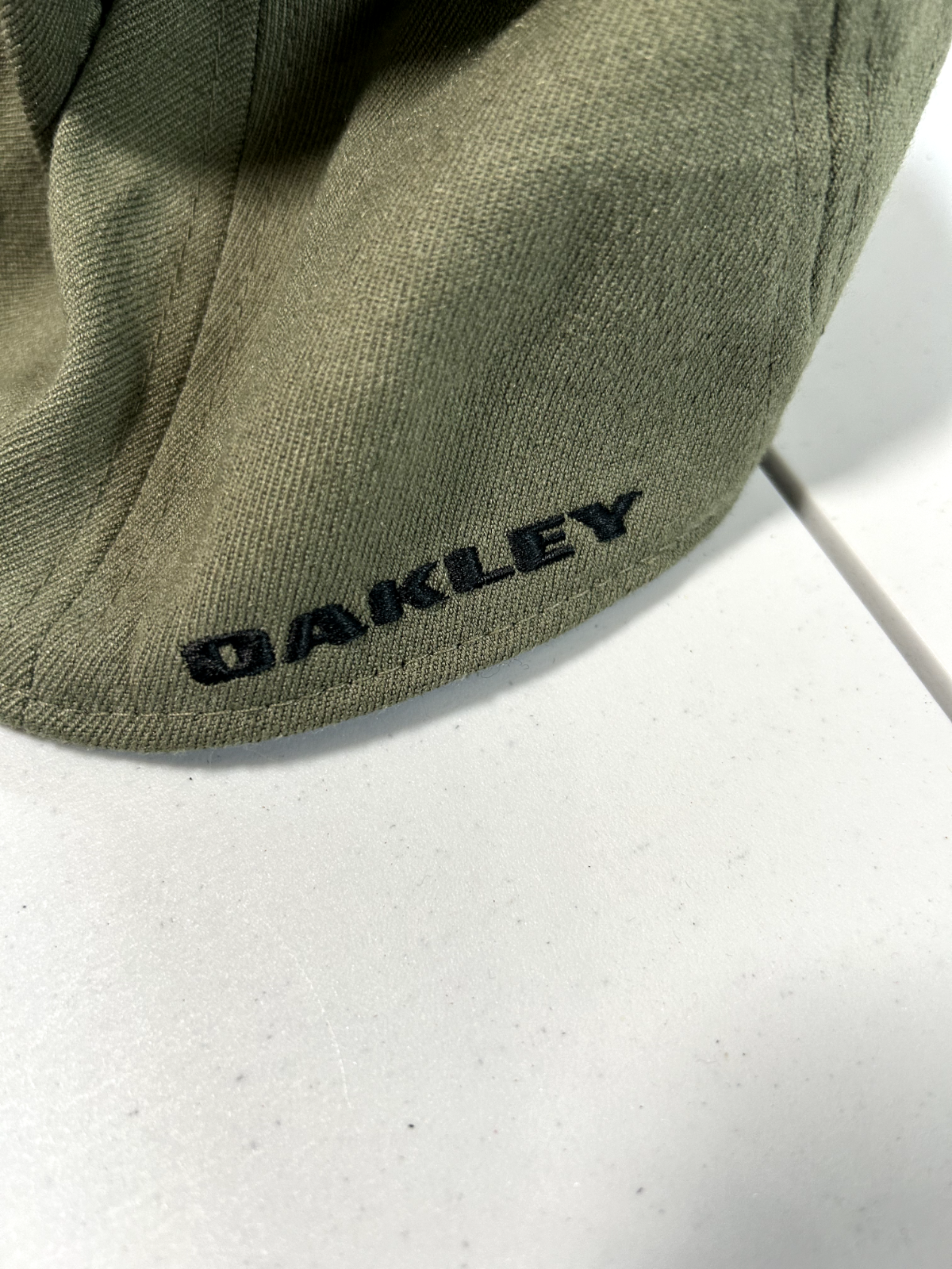 Oakley Army Camo Embroidered Logo Spellout Fitted Hat Small/Medium