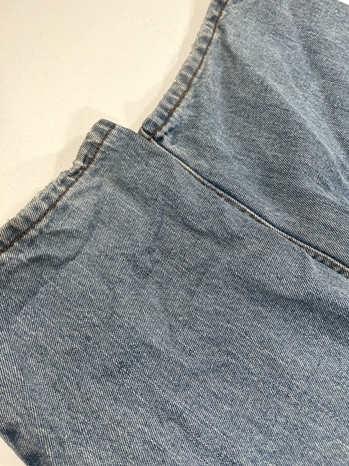 Vintage Levis 560s Baggy Wide Leg Light Wash Denim Jean Pants Size 36