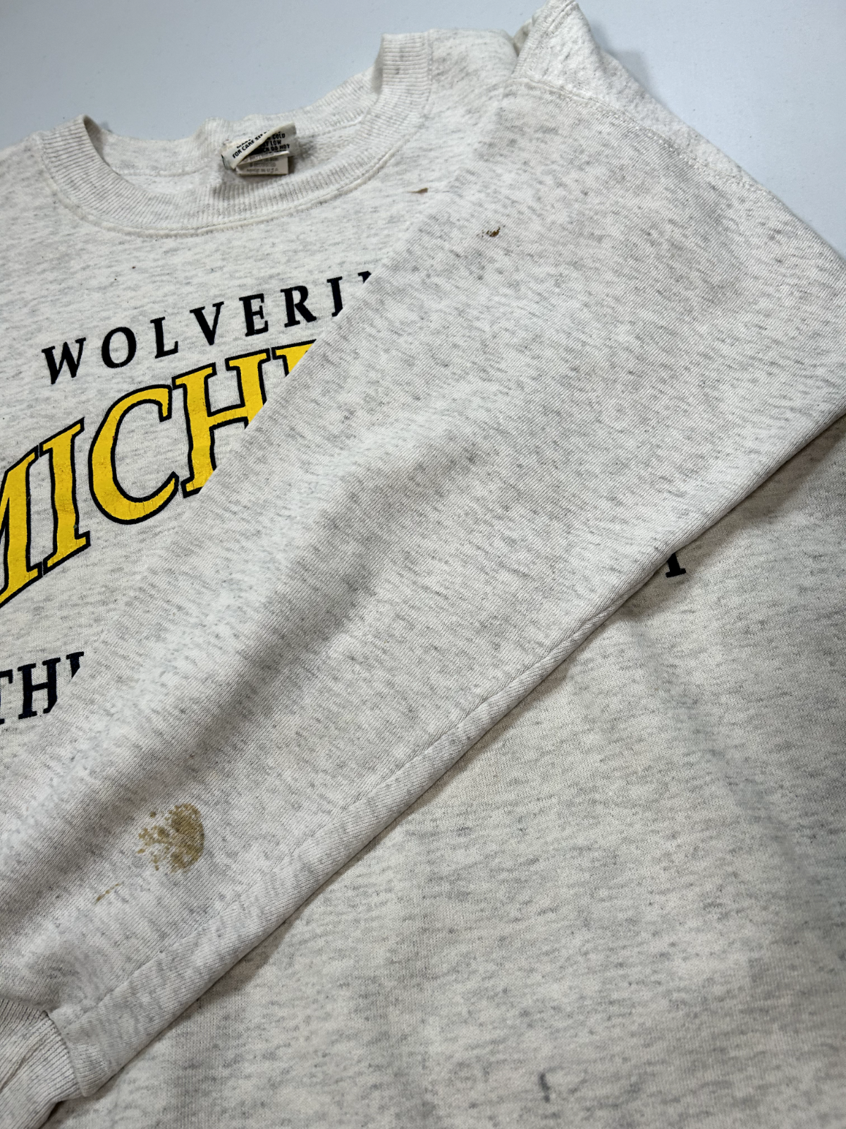 Vintage 90s Michigan Wolverines NCAA Graphic Logo Crewneck Sweatshirt Sz Medium